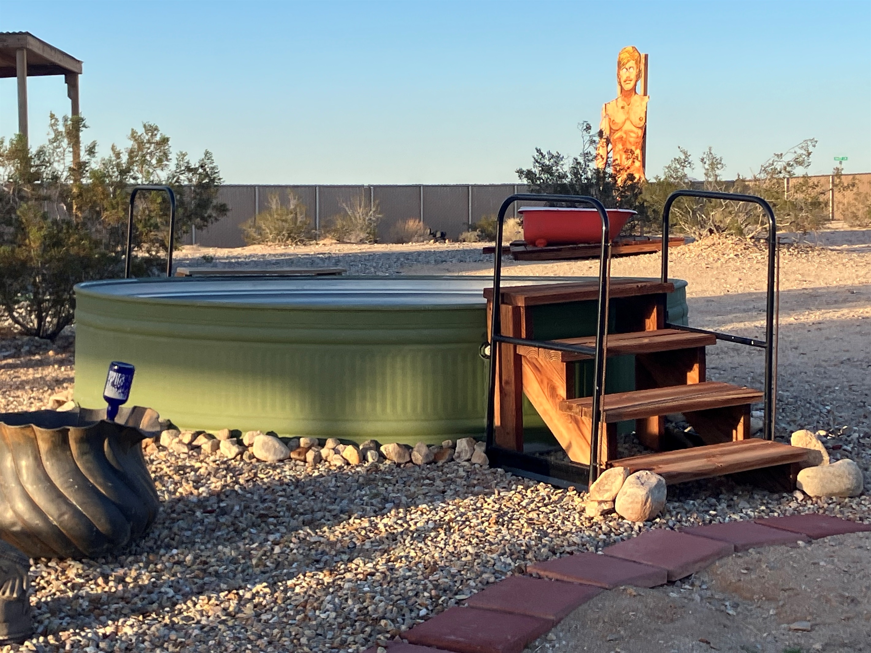 Cowboy plunge pool