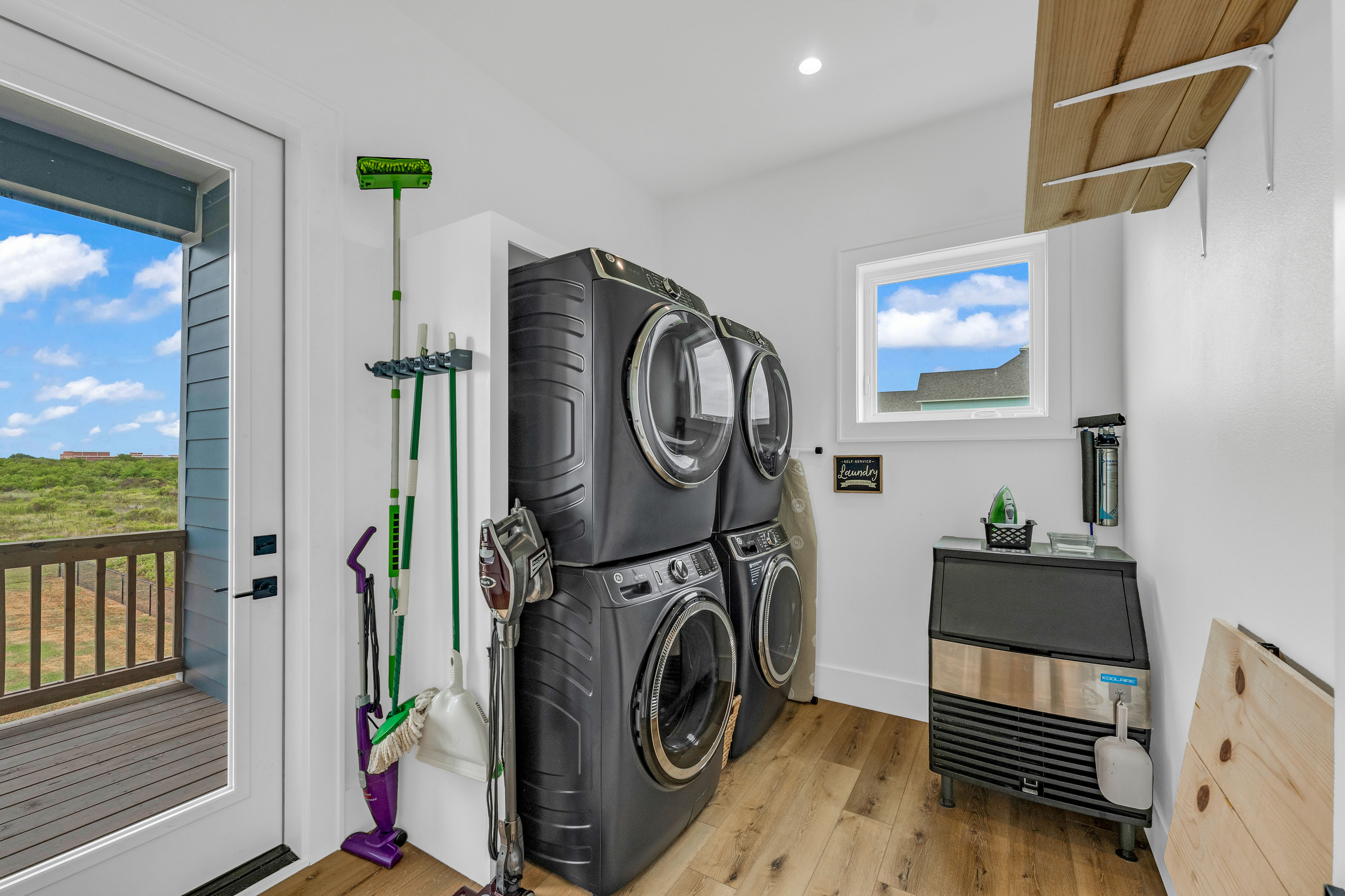 Cair Paravel: Two stacked washer/dryer sets and a commercial ice maker make laundry day (and beach-day refreshments) effortless for a full house.