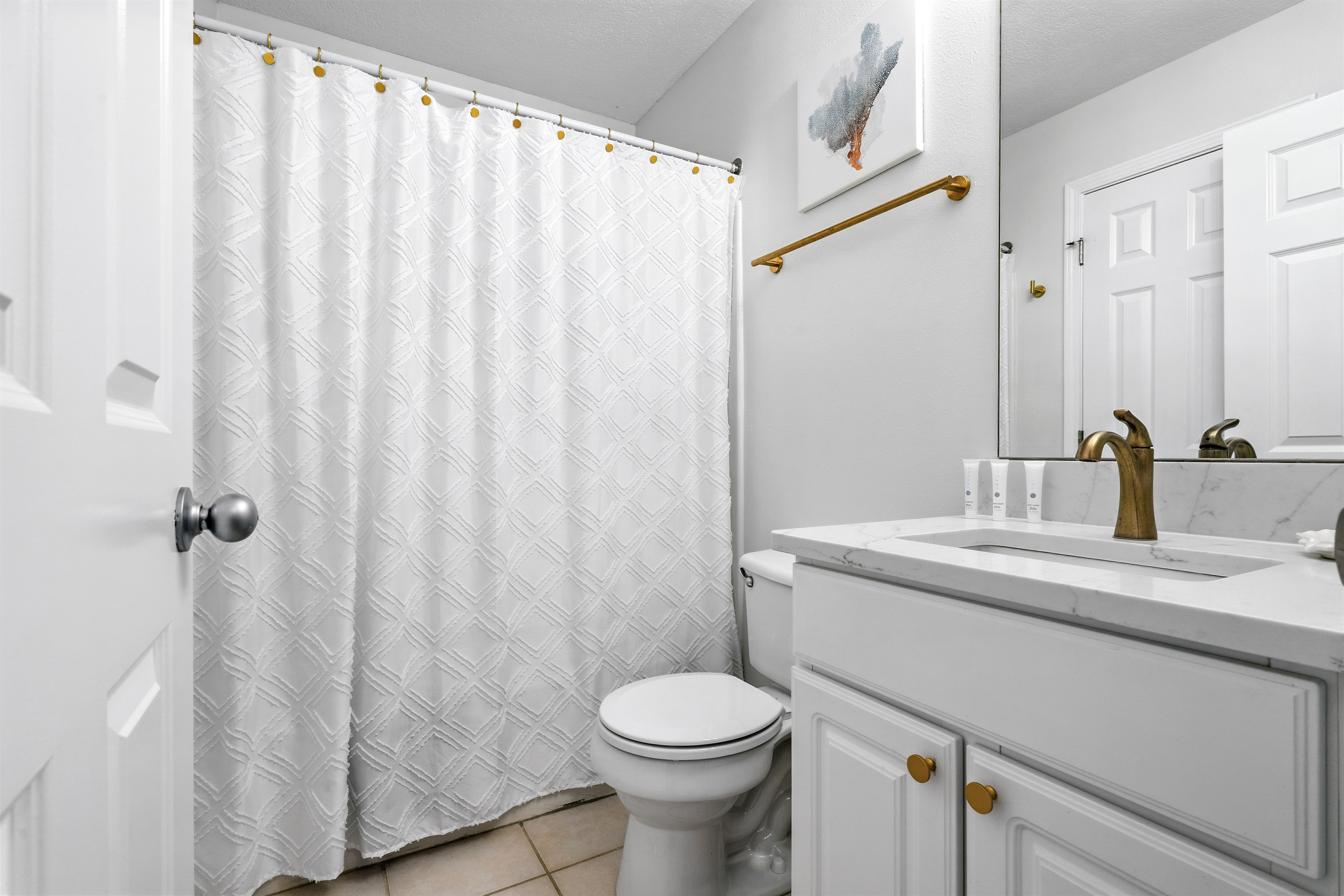 Bunk Room Bath