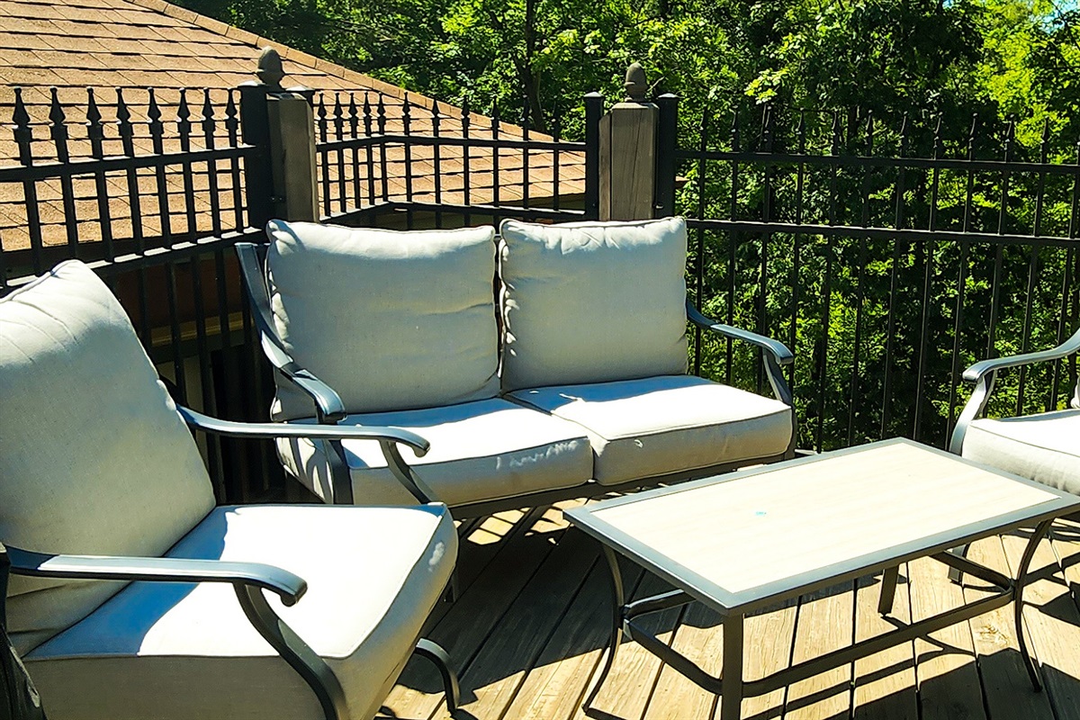 Garden Suite at Ellis Nightly Lodging in Eureka Springs, AR