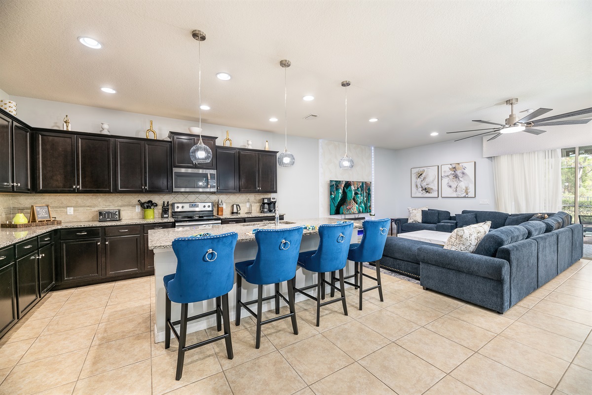 Twin Palms Villa: Kitchen