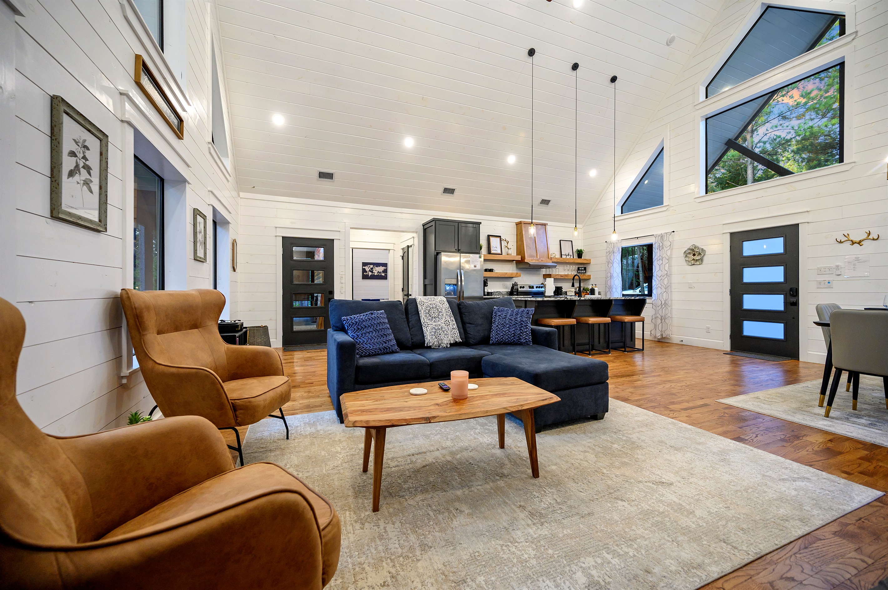 Another view of your Living room area.  This view faces your Bedroom / Kitchen / Front door areas.