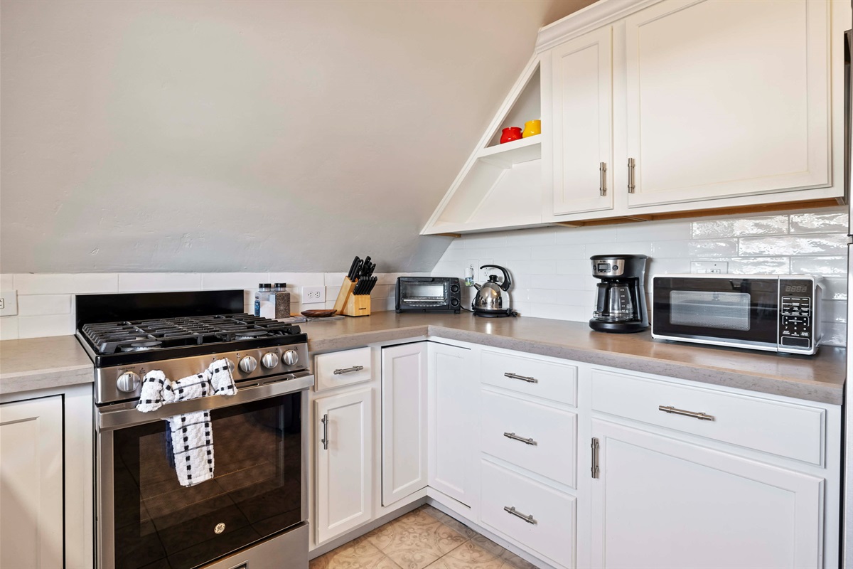 Prescott Getaway Unit #2 — ✨ The Grand Landing; Unit 2 (2 bed / 1 bath), Prescott, Arizona — photo 17