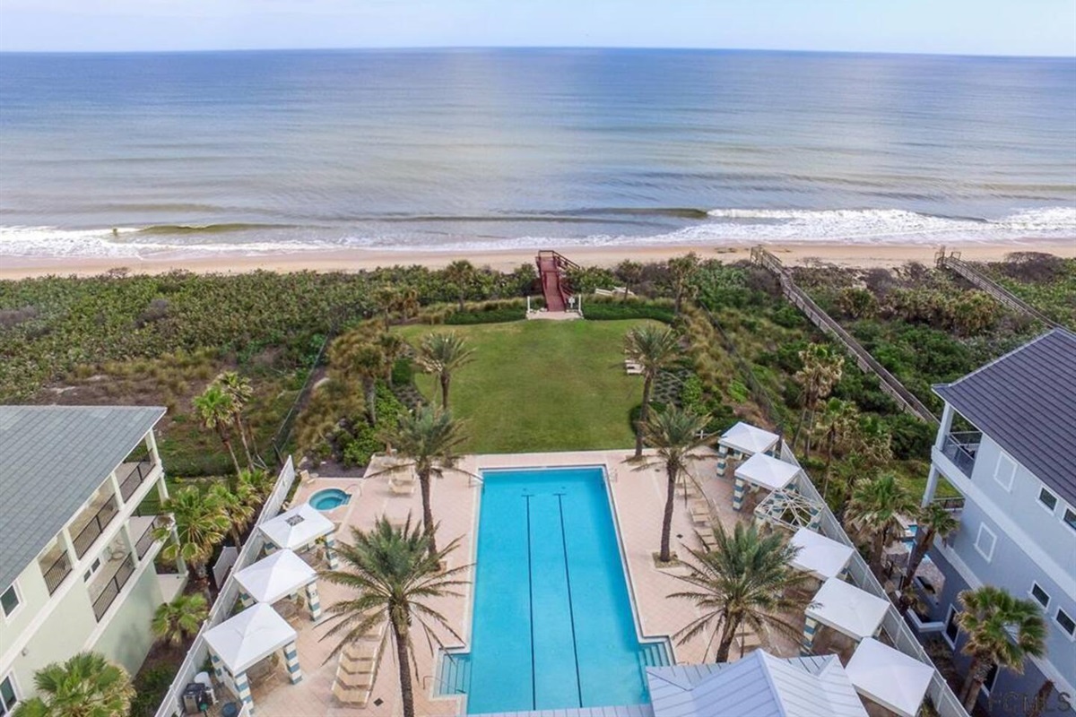 Oceanfront pool days done right 🏖️🌊
Swim laps, lounge under the palms, then take the private boardwalk straight to the sand—Cinnamon Beach’s stunning beachfront pool is the definition of vacation mode.