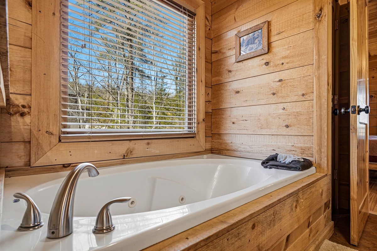 Large Jacuzzi included in your king suite bath