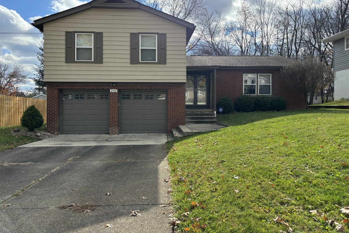 Modern Split-level with Curb Appeal!