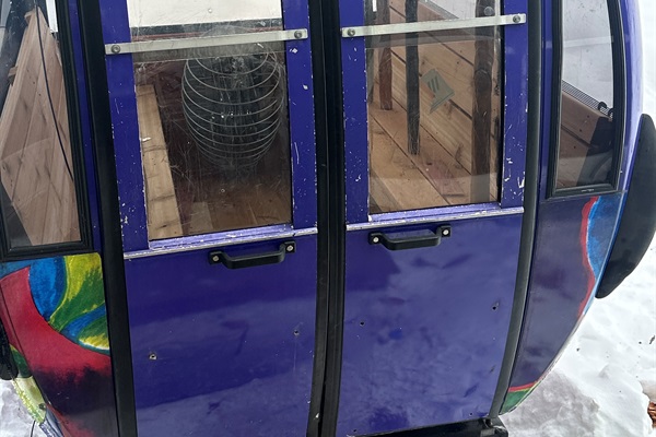 Custom Sauna converted from a Killington Skyeship Gondola