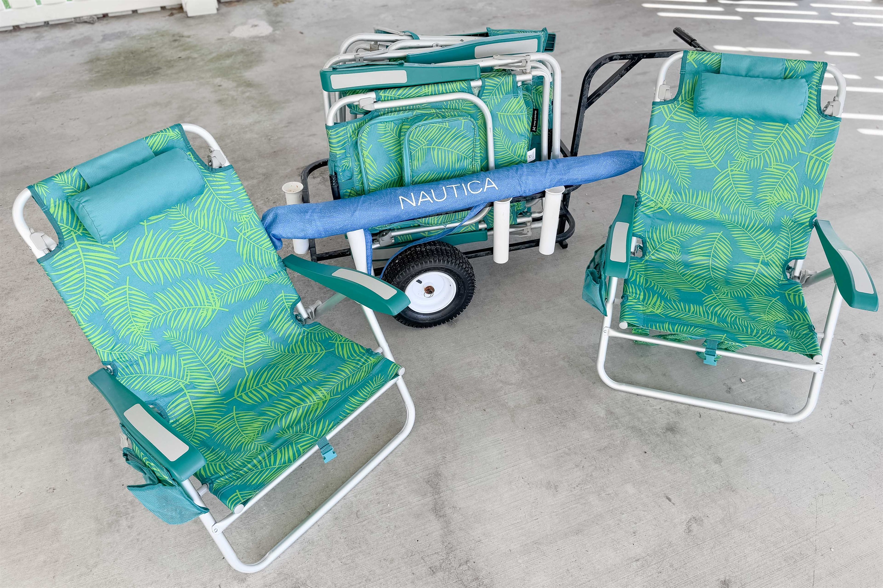 Beach Supplies provided in the beach closet under the house