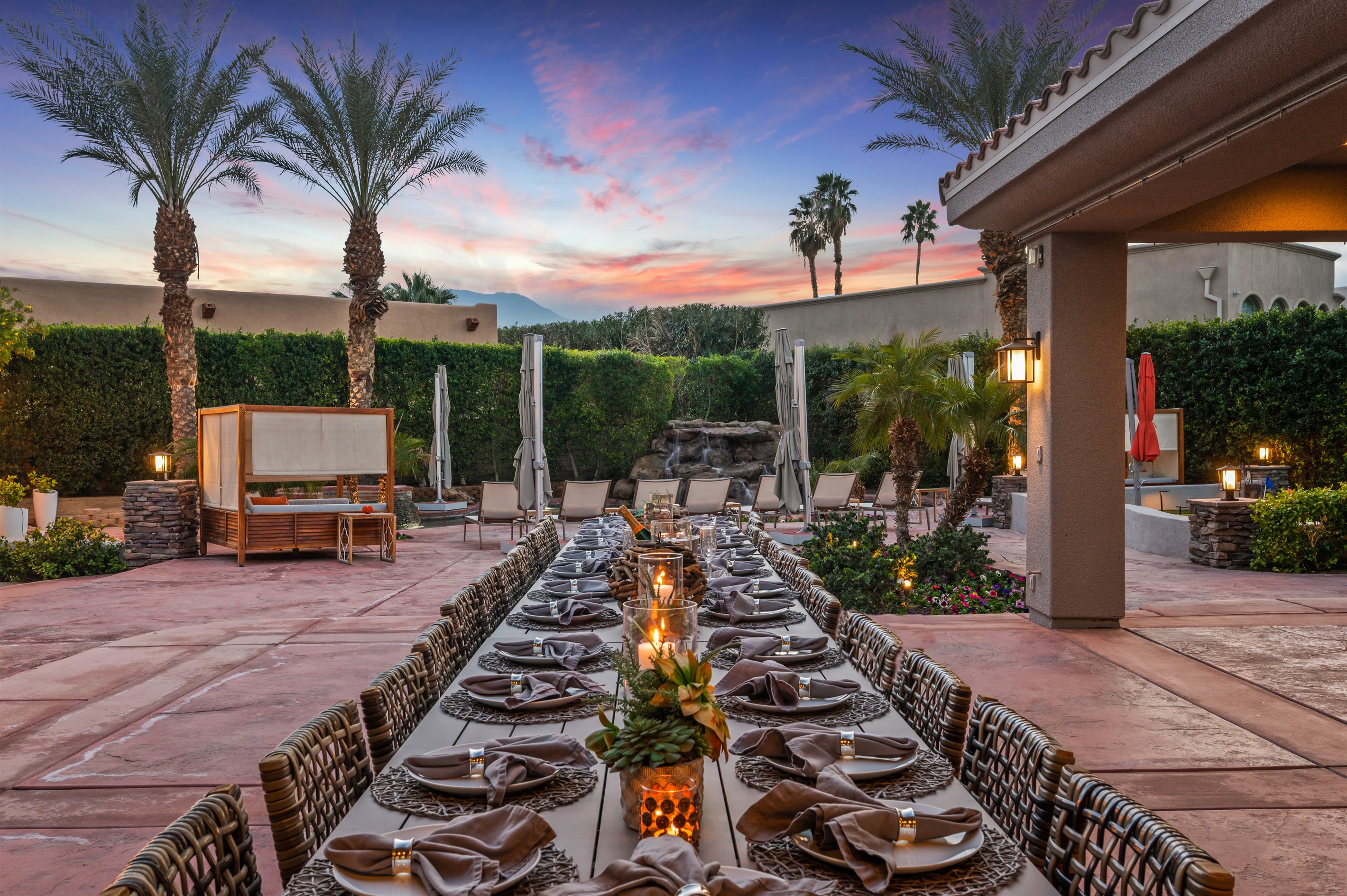 Outdoor dining for 22