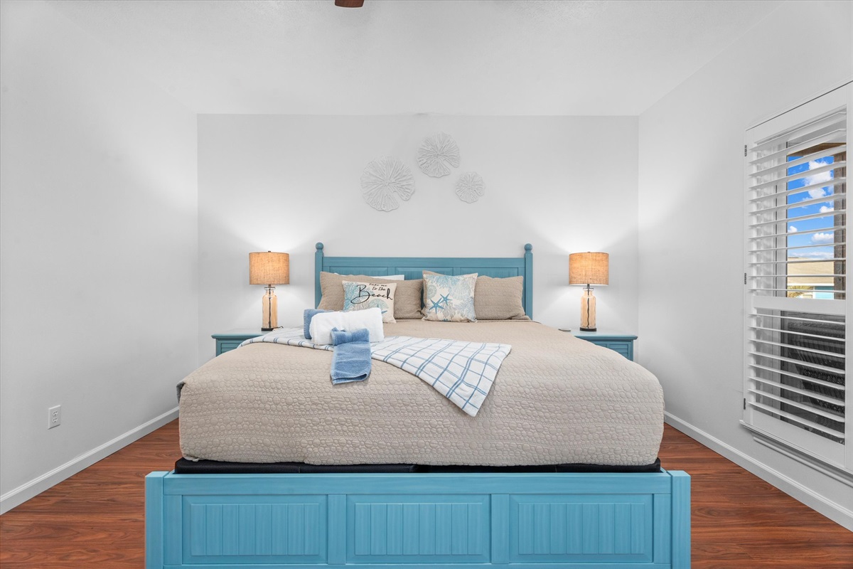 03add080cf5045c28582a501de09850b Large | Beachhouse | Texas | TX | Vacation Homes | Galveston | Crystal Beach | Kokomo | Breezy Days | Beachfront Elegance | Sunrise Serenity | Southern Sands Property Management, LLC