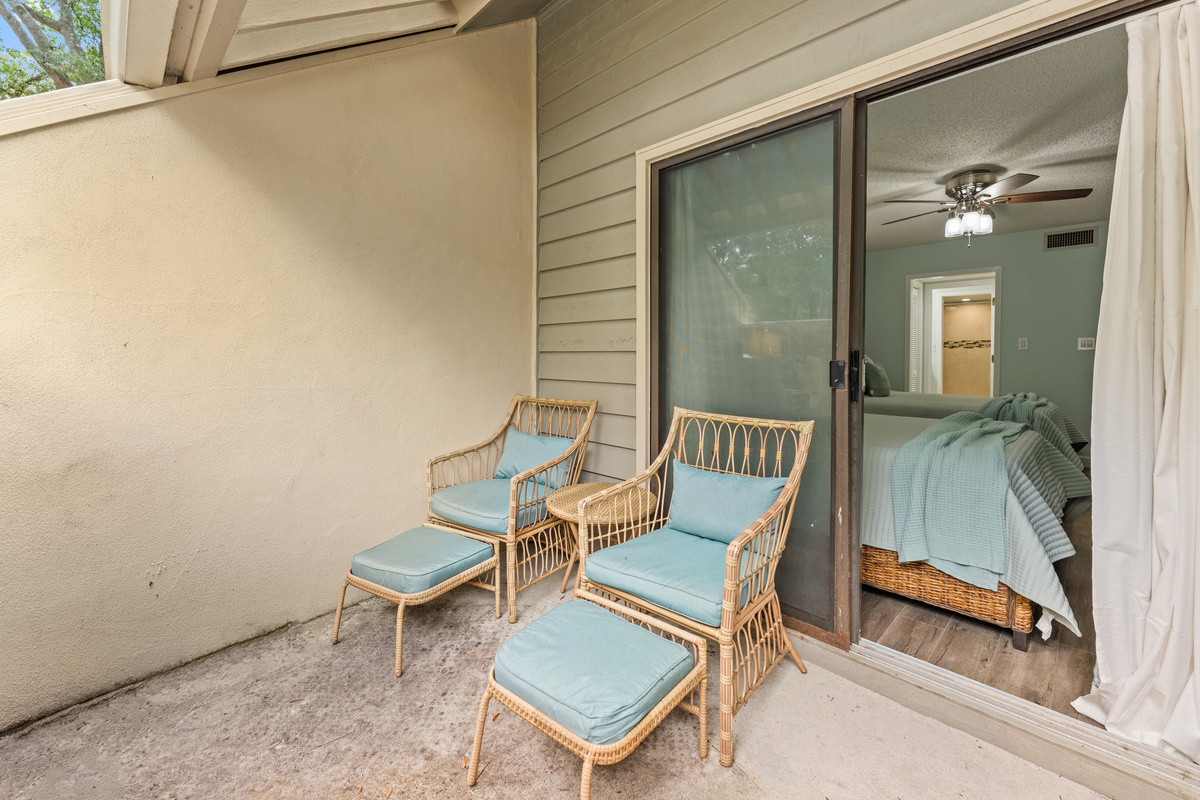 Private covered patio- off 2nd bedroom
