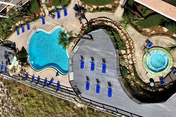 Tower II - Pool (Heated in Winter), Hot Tube, and Waterfall
