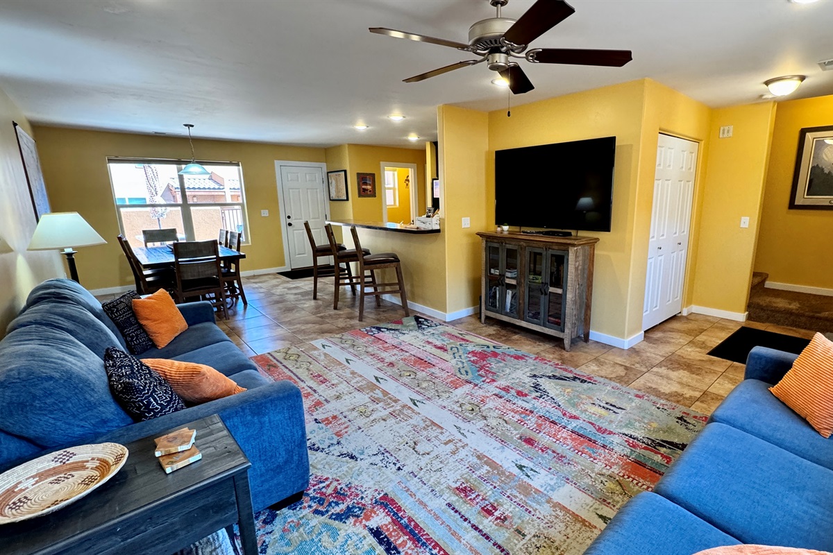 Open Concept Floorplan With Comfortable Living Room