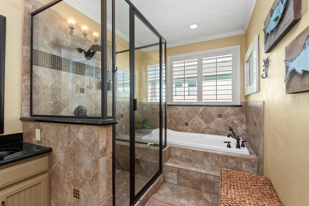03ed8f5a5cea475bba5a832d8b91954d Large | Beachhouse | Texas | TX | Vacation Homes | Galveston | Crystal Beach | Kokomo | Breezy Days | Beachfront Elegance | Sunrise Serenity | Southern Sands Property Management, LLC