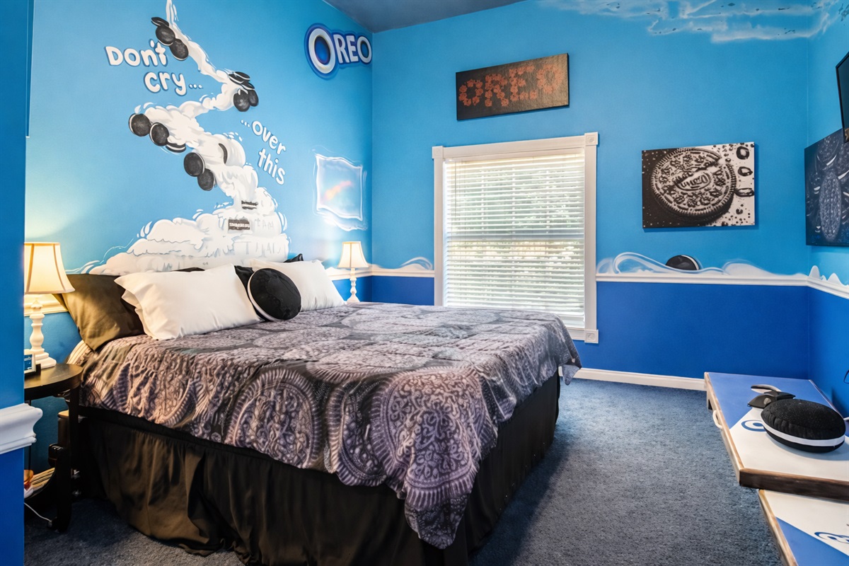 The Oreo bedroom