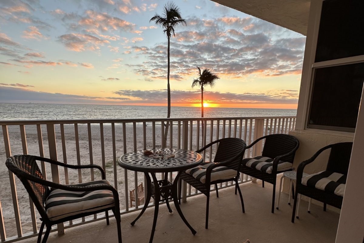 Sunset Views at EB & Tennis Club 104C