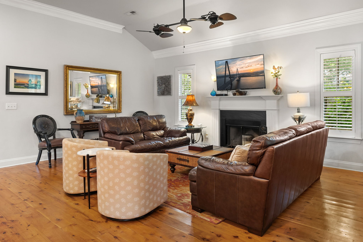 Family Room - Great Room
