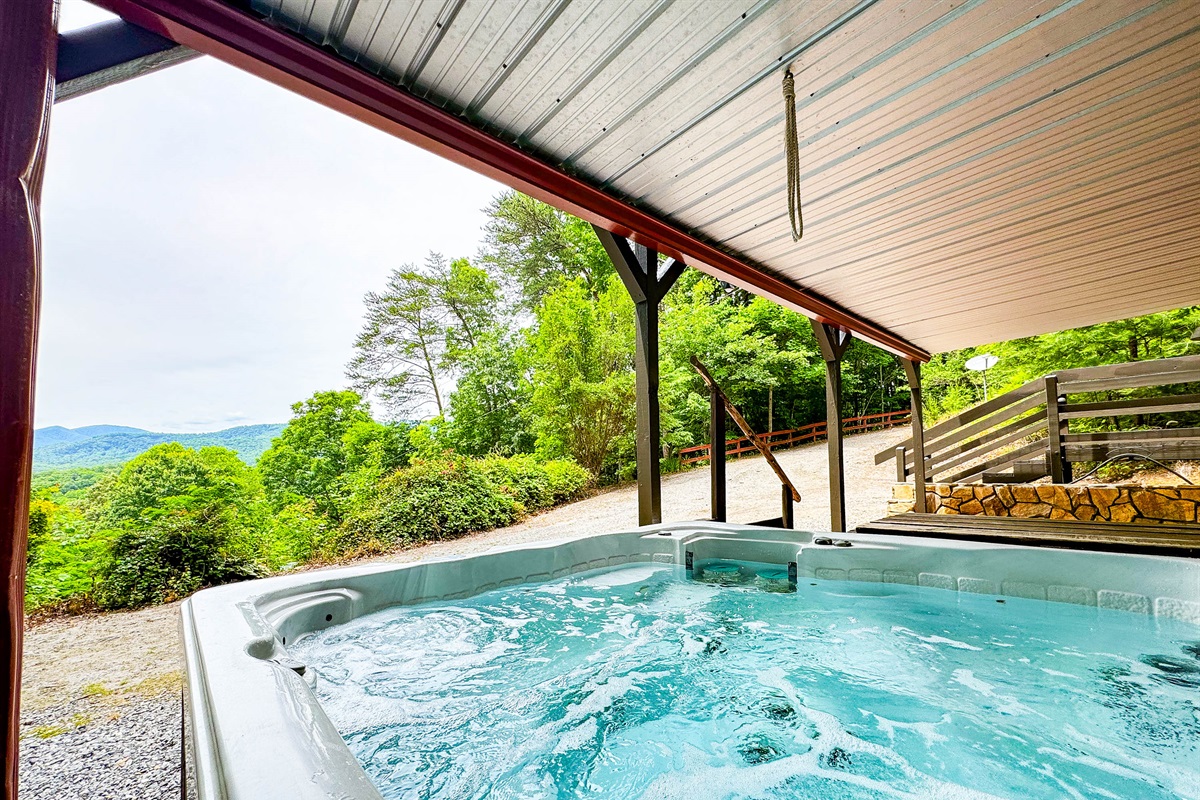 large 4 person hot tub