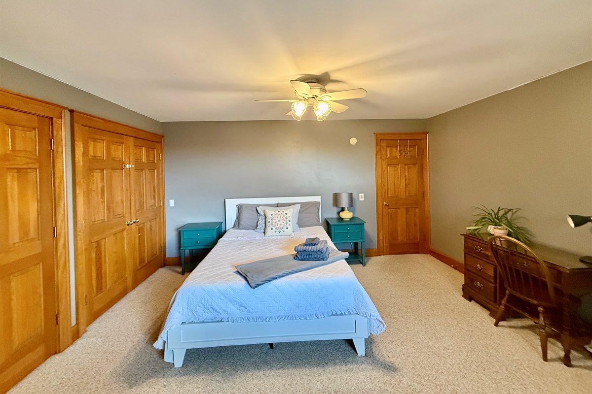 Queen Bedroom with Plenty of Space and Nearby Bathroom