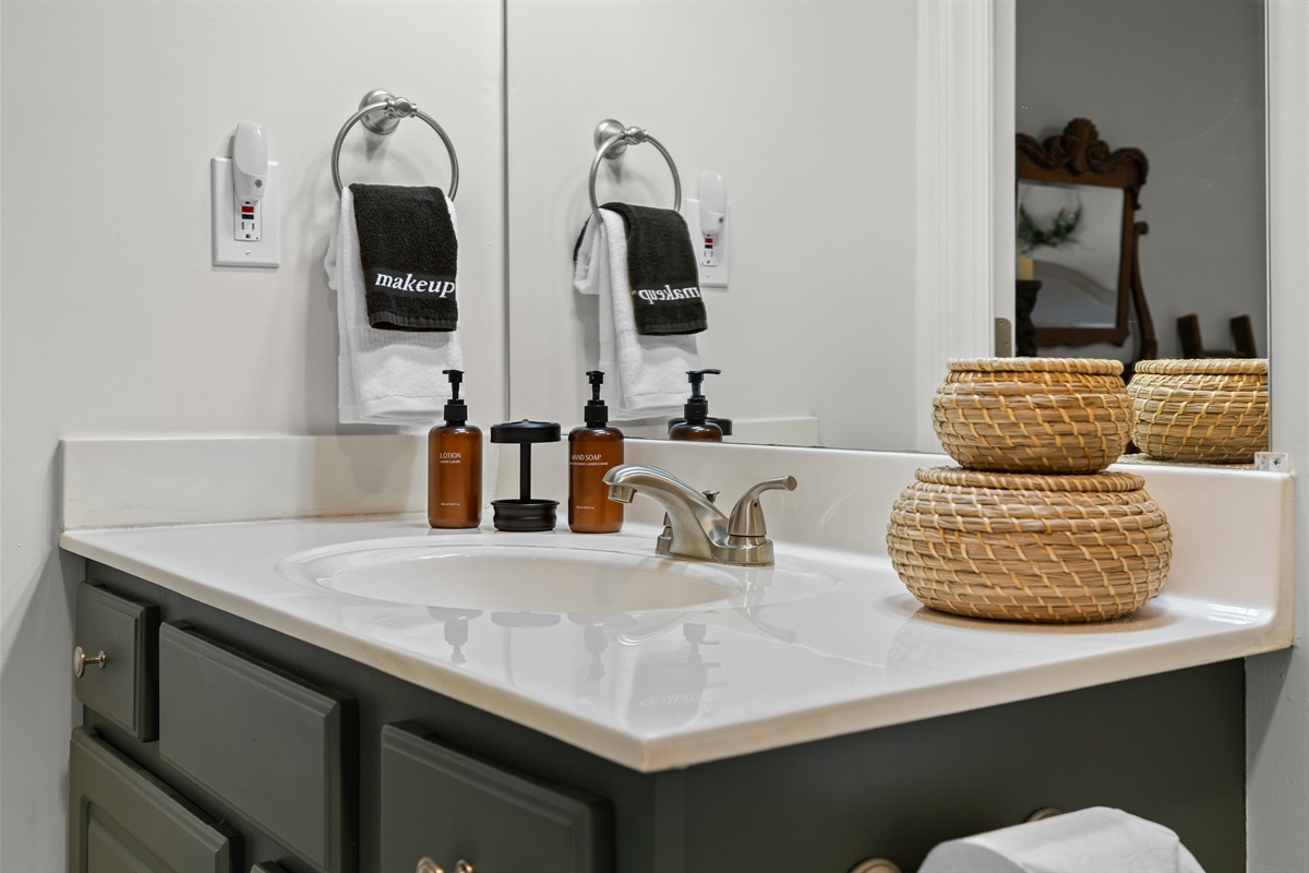 All full bathrooms offer hand soap, lotion, shampoo, conditioner & body wash.
