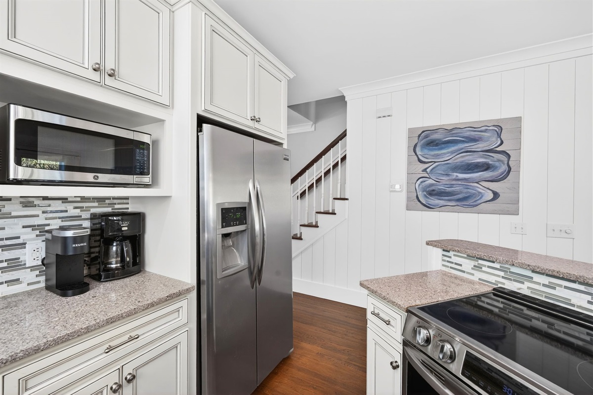 Kitchen | 23 Grand Pavillion | Wild Dunes | Isle of Palms, SC | IOP Escapes
