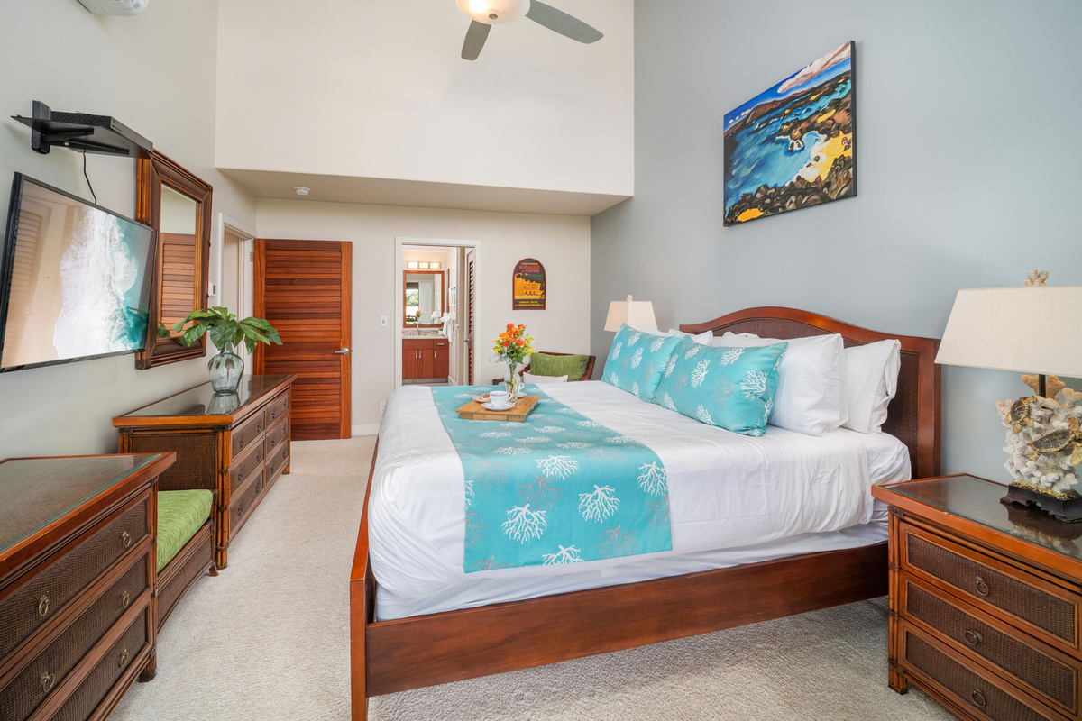 New king bed with full ensuite in primary. 