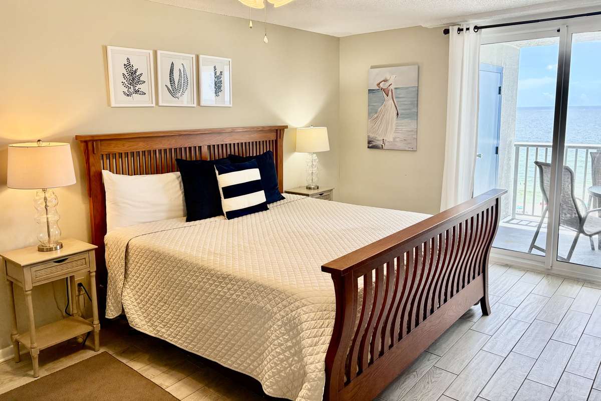 The master bedroom has a king sized bed for you to enjoy after a day at the beach!