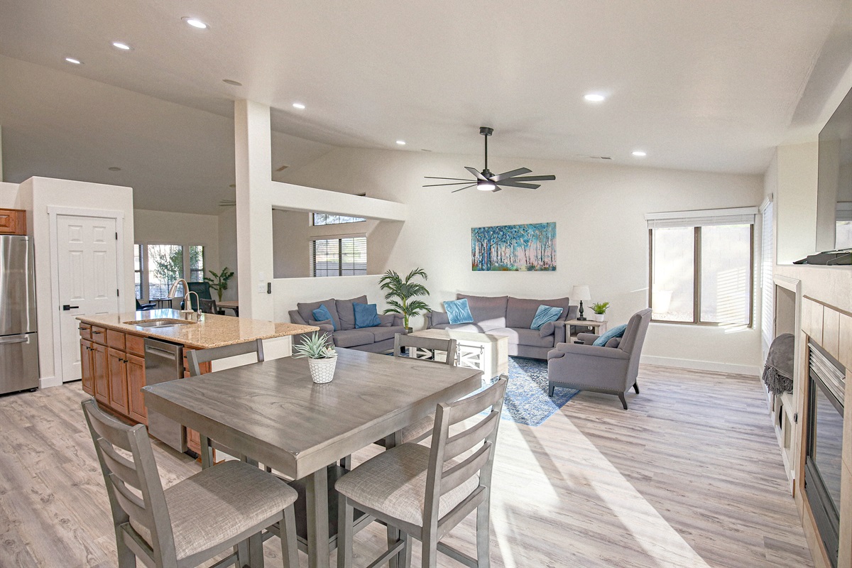 Goodyear Retreat | 4BD 2BTH | Heated Pool — Goodyear Retreat | 4Bed&2Bath | Heated Pool, Goodyear, Arizona — photo 5