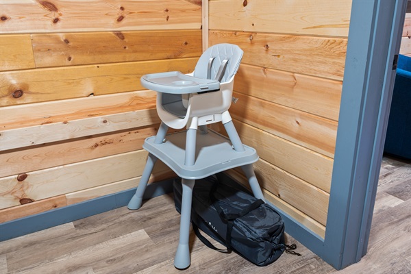 Highchair and Playpen