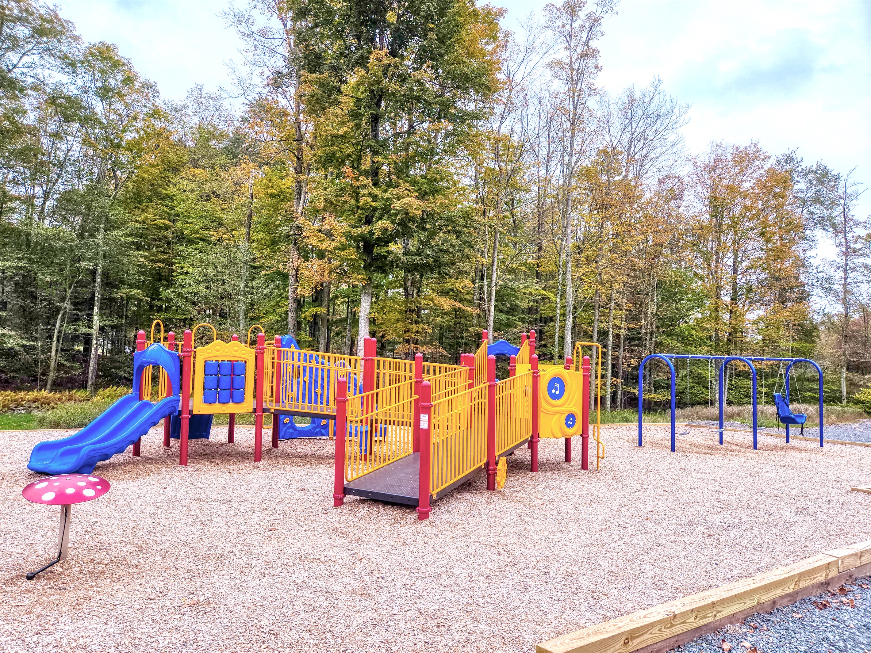 Playground - Community amenity - Serhii Chalet