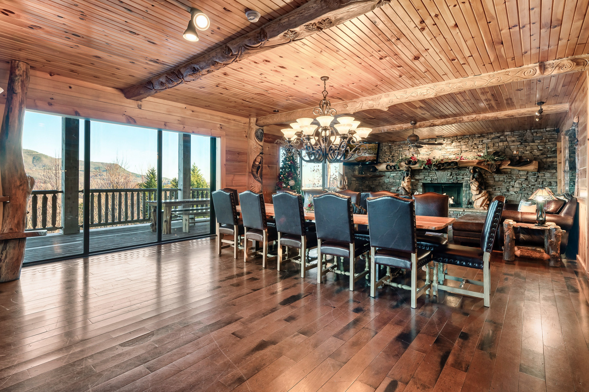 Gather for family dinner with a Smoky Mountain View