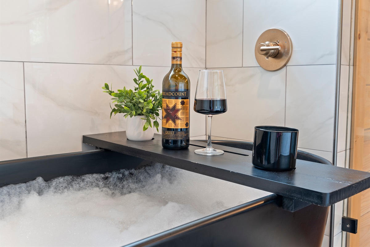 Bathe in beauty with every bubble.