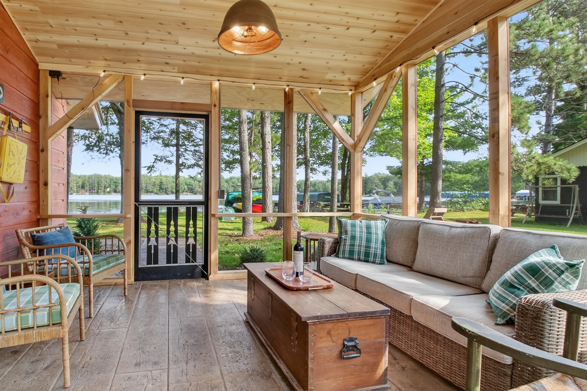 Relax and unwind in the spacious screened porch - the perfect spot to sip coffee, enjoy fresh air, and take in the lake views without the bugs.