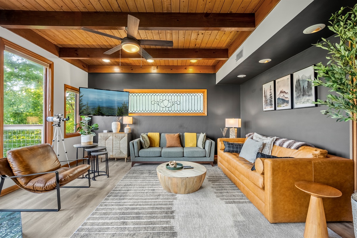 Cozy living room to sit back and enjoy the views