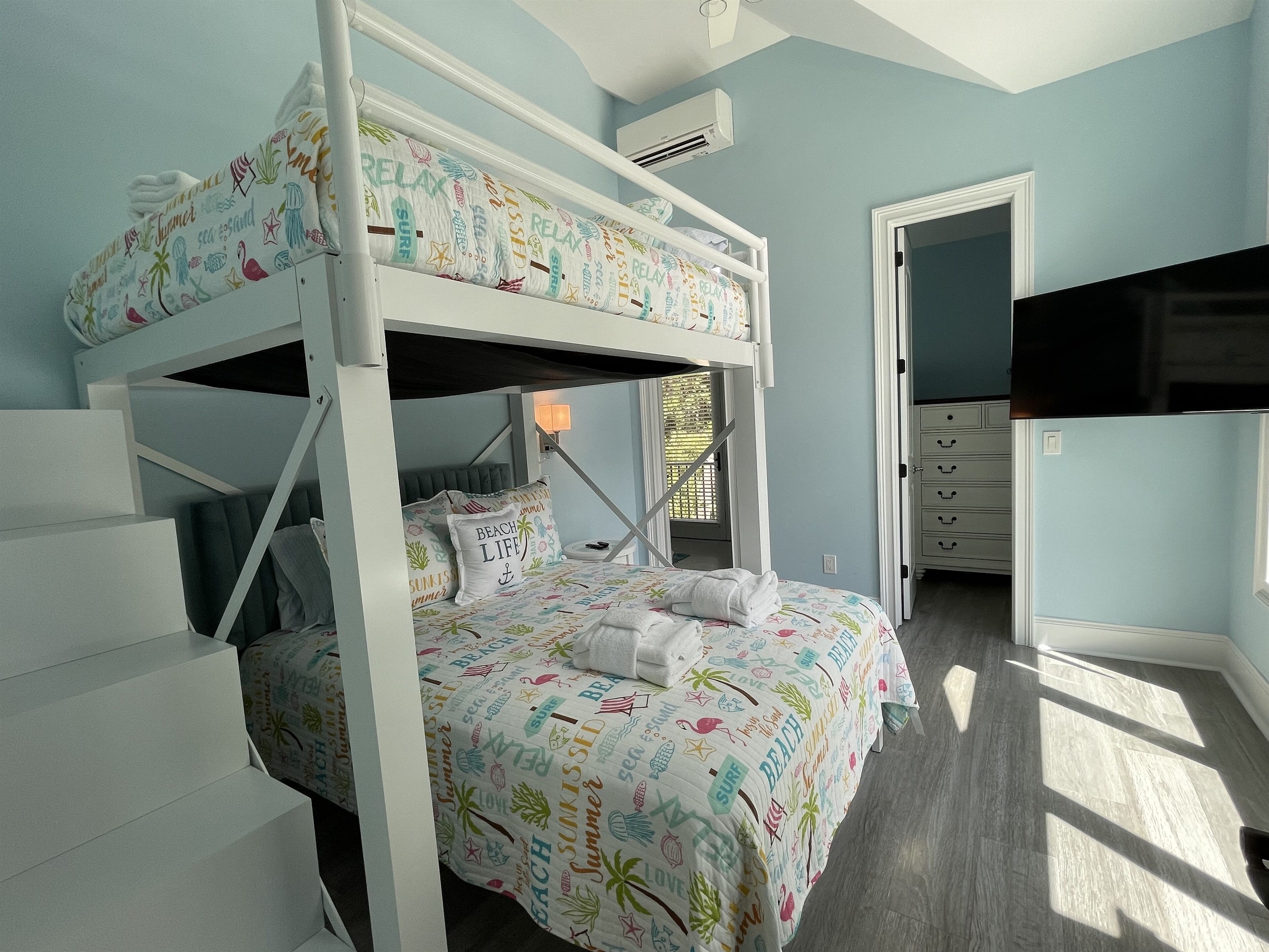 "Sunkissed Slumber" Bunkroom easily accomodates 4 adults-Queen over Queen beds. 