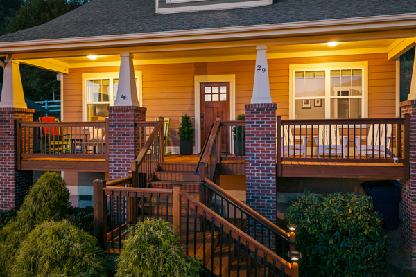 A beautiful Brazilian hardwood Cumaru deck for your enjoyment