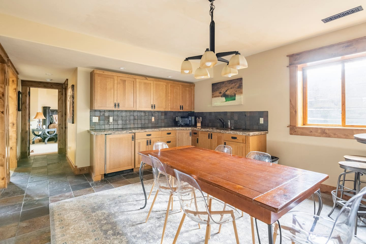 Kitchenette