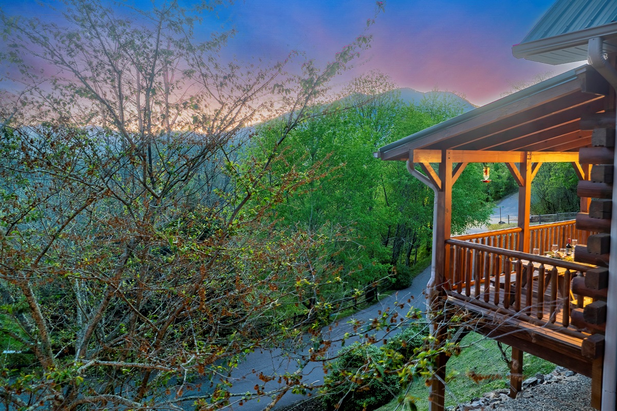 Outdoor Deck: Enjoy mountain views and enchanting sunsets from this inviting balcony retreat!
