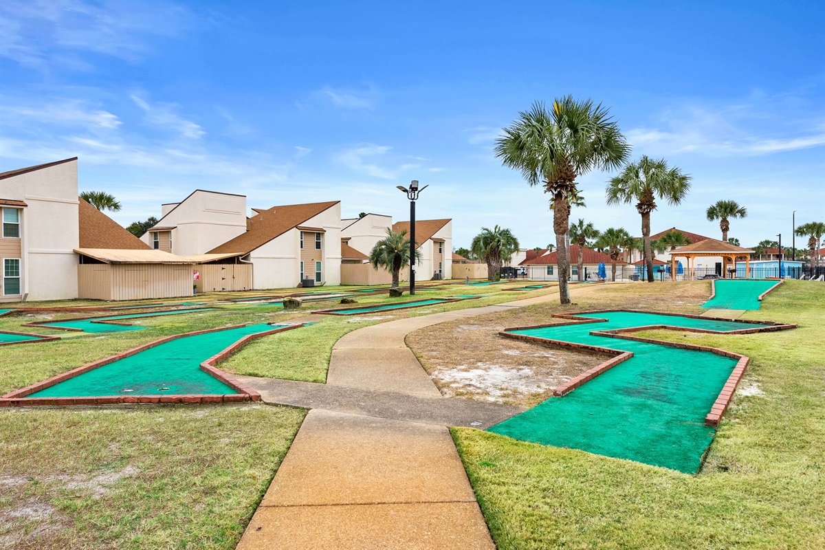 The resort offers 2 gated entrances, grills, 4 pools, tennis courts, hot tub, mini golf and more!