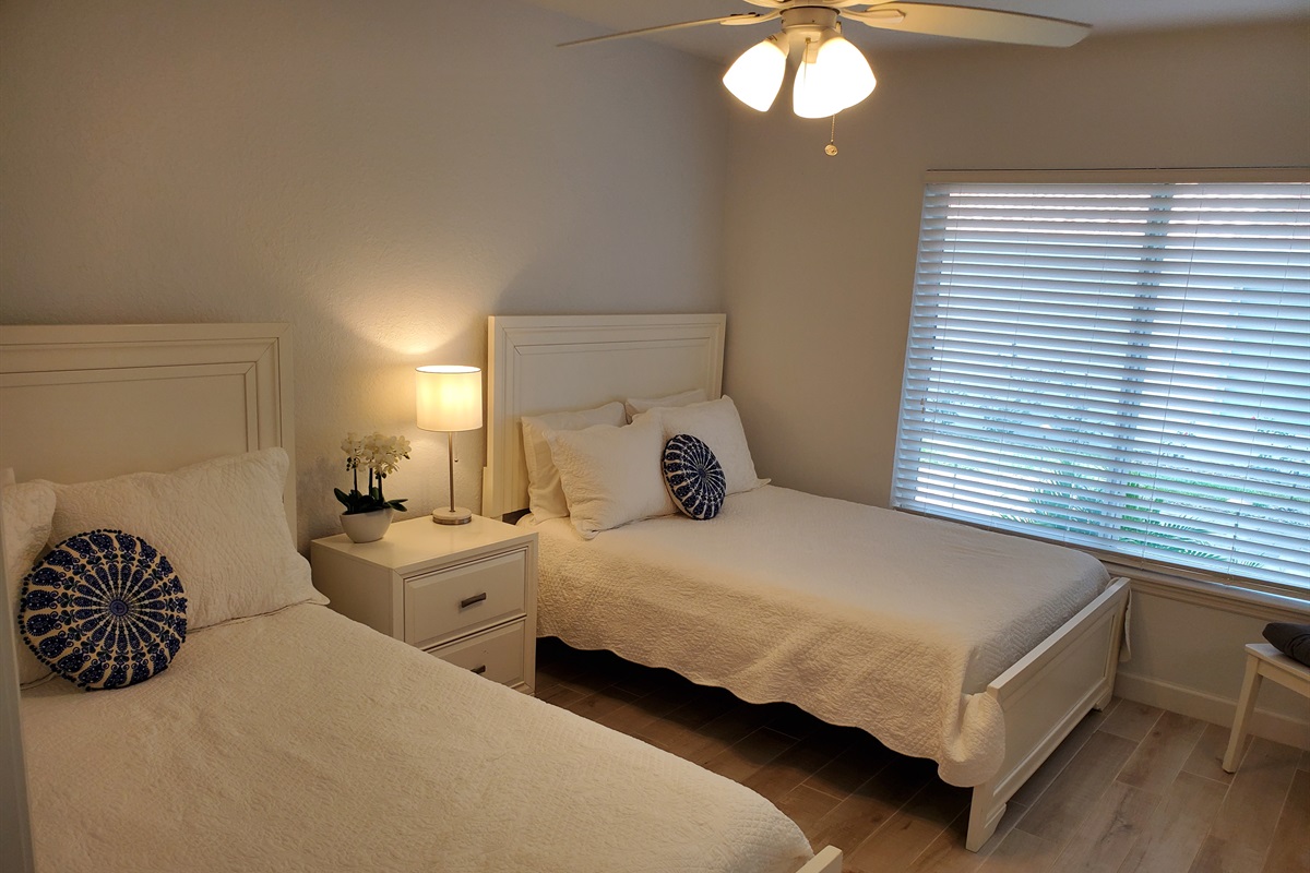 1st floor Double bedroom with private full bathroom