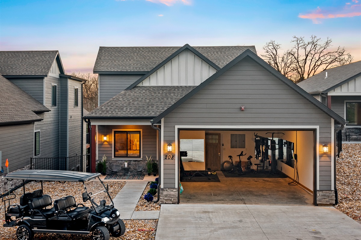 Welcome to The Roberta - golf cart, home gym, sauna, and boat slip included in the dream vacation rental!
