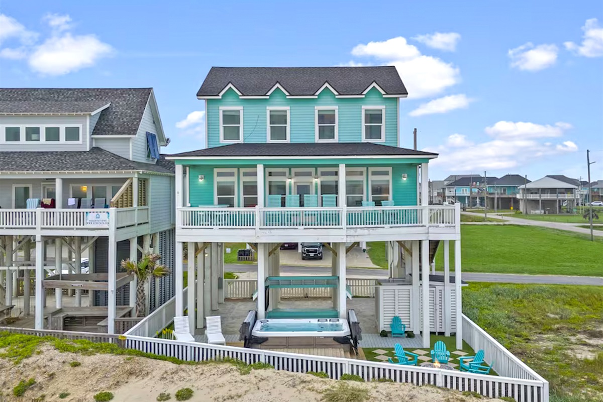 04cedb05c7fa4b908cd6cb4575c44593 Large | Beachhouse | Texas | TX | Vacation Homes | Galveston | Crystal Beach | Kokomo | Breezy Days | Beachfront Elegance | Sunrise Serenity | Southern Sands Property Management, LLC