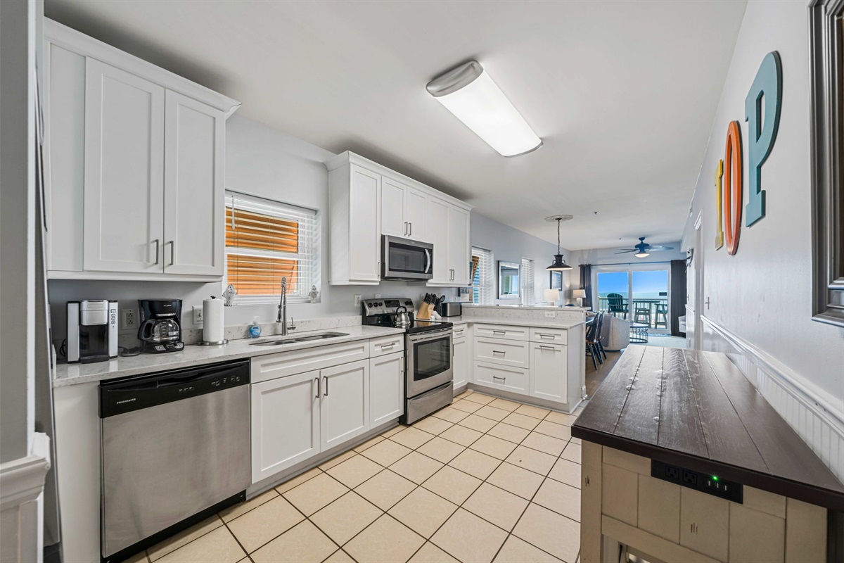 Kitchen | Sea Gull | 201 Oceanview | 1116 Ocean Blvd, Isle of Palms, SC | IOP Escapes