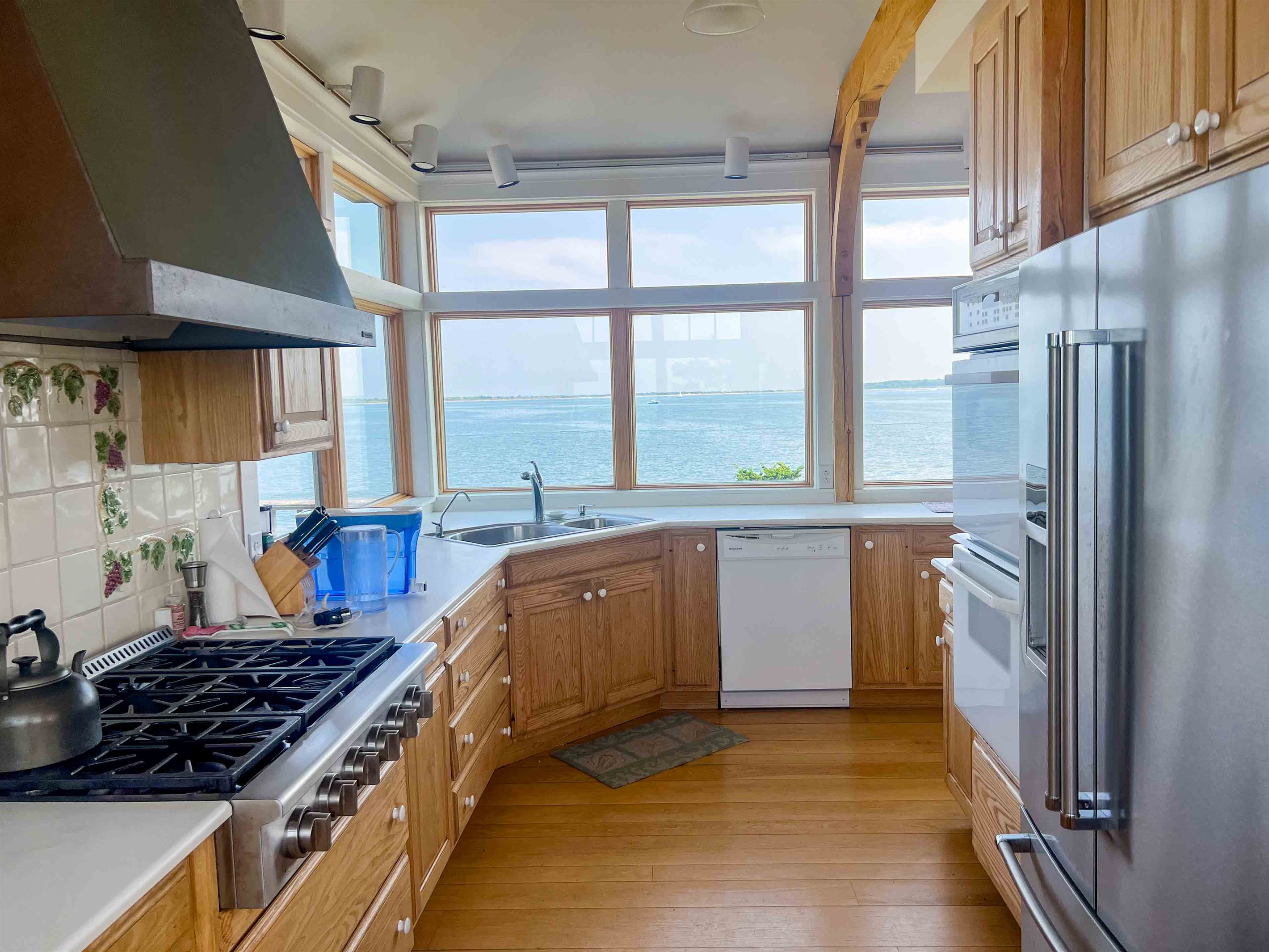Gourmet Kitchen