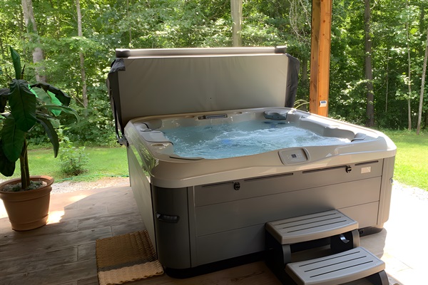 We invite you to Relax in the new Bull Frog X7 Premiere Spa! - Water fall feature- Bluetooth sound system - Colored lighting choices for endless relaxation 