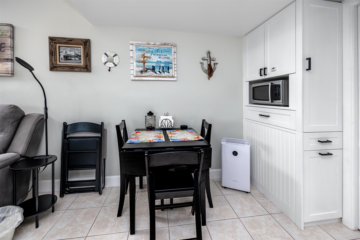 dining table & extra chairs