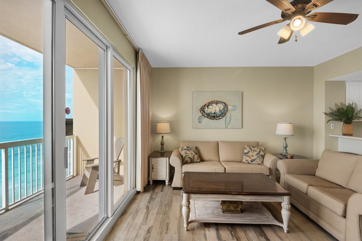 Living Room - Queen Pullout Sofa - Upgraded Mattress!