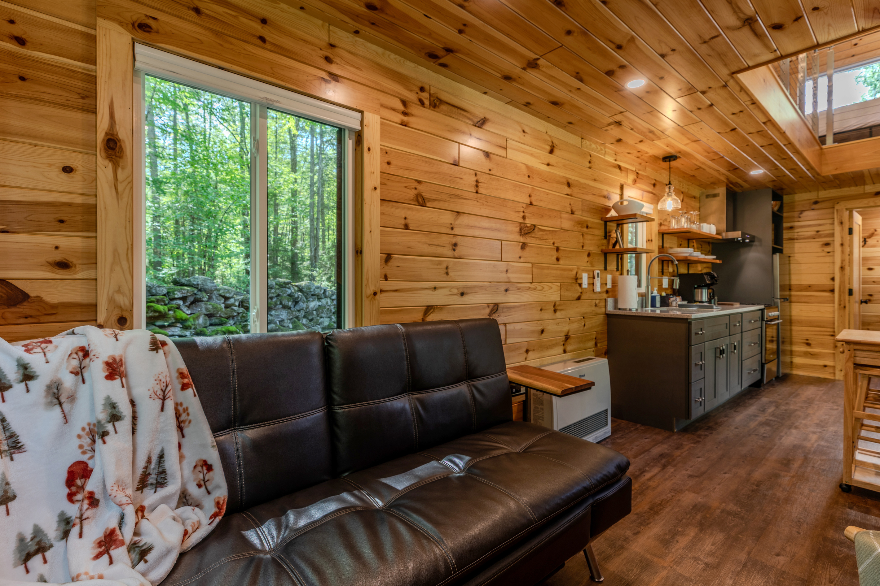 Well-stocked kitchen, with Keurig and drip coffee