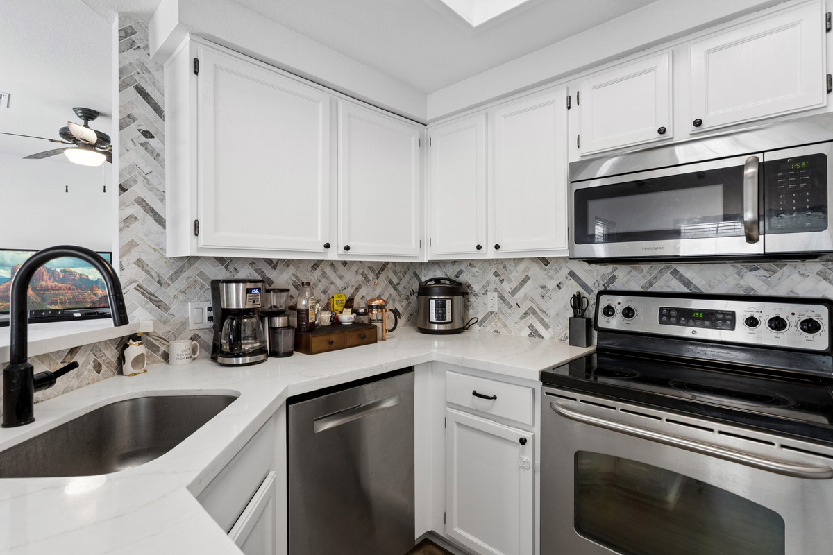 Scottsdale Getaway | 2BR/2BA | Relax & Unwind — Scottsdale Getaway | 2BR/2BA | Relax & Unwind, Scottsdale, Arizona — photo 12