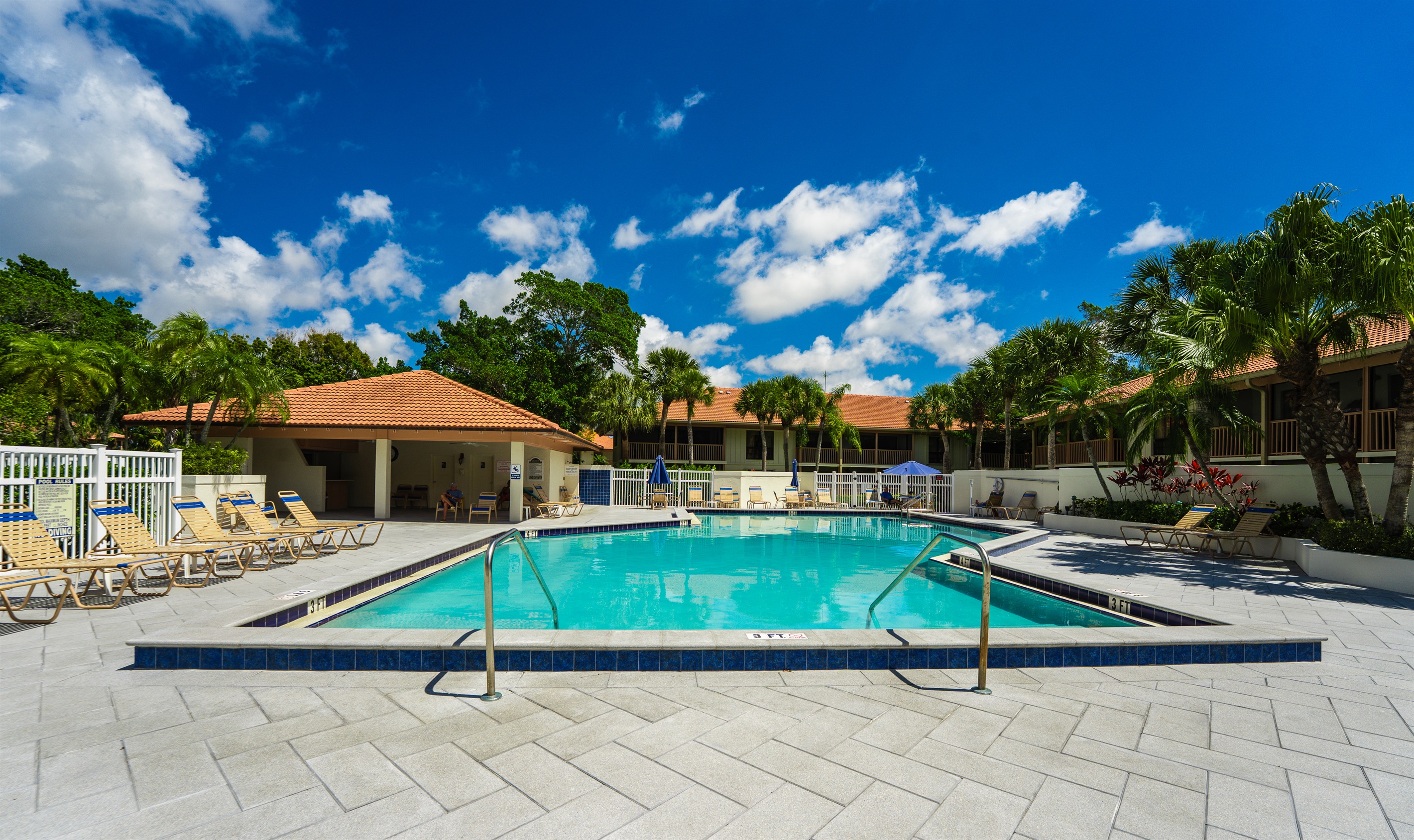Access to a beautifully maintained community pool just steps away. Heated during the winter months.